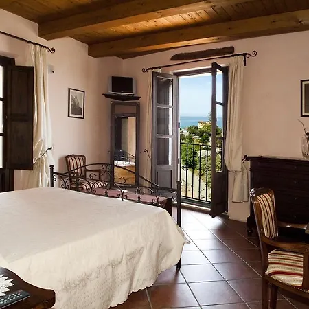 B&B Lavinium 3* Scalea